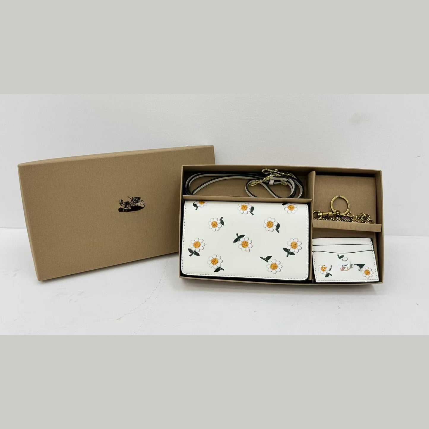 Embossed Business Leisure Combination Three-piece Set Crossbody Bags