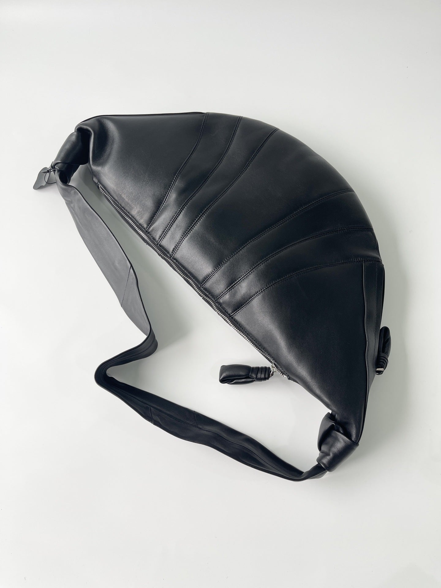 Women's High-grade Croissant Lambskin Dumpling Genuine Shoulder Bags