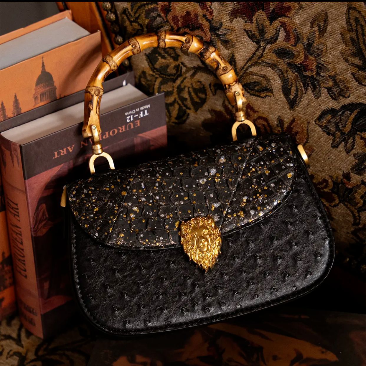 Women's High-grade Retro Leather Bamboo Joint Minority Crossbody Bags