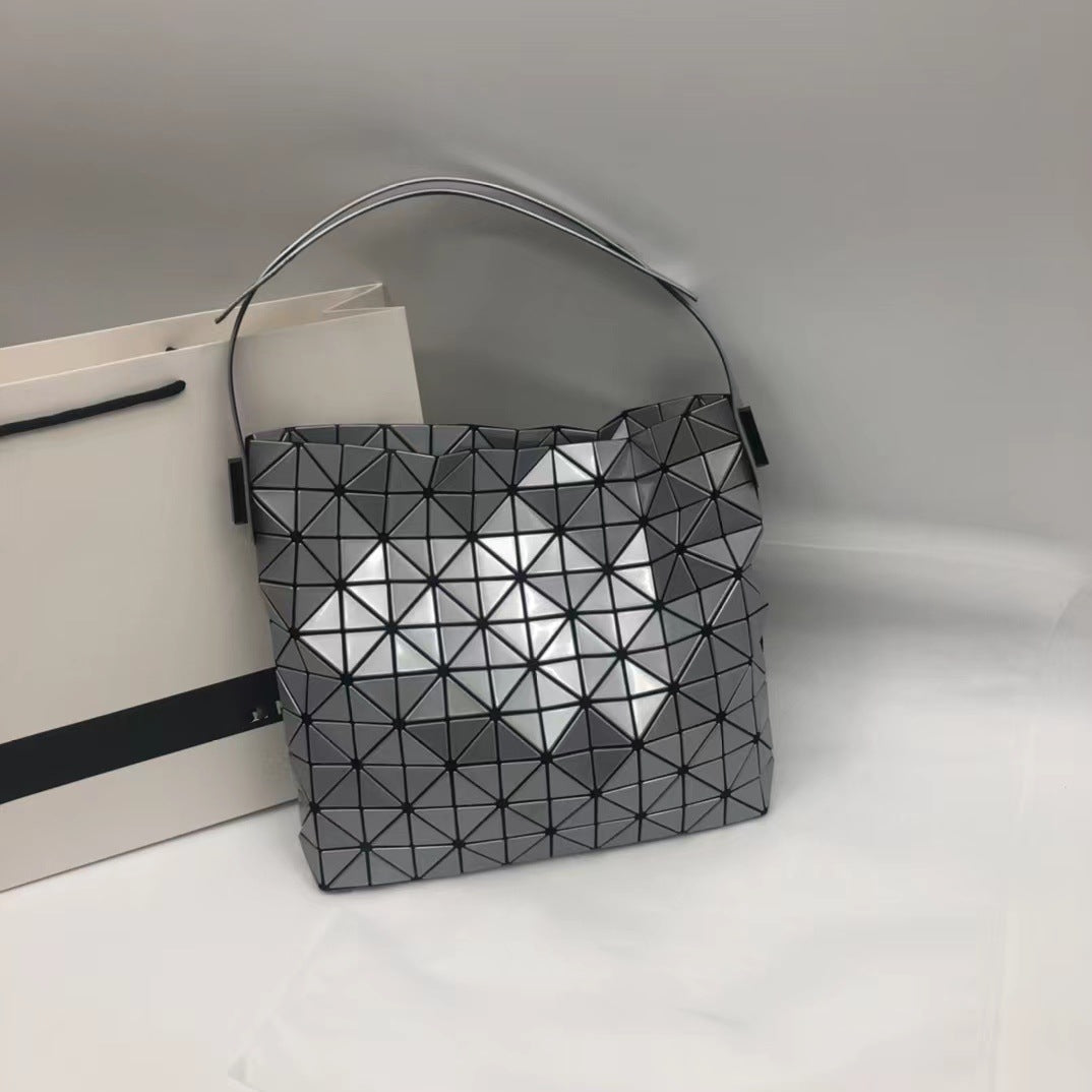 Women's Original Single Geometric Rhombus Baguette Portable Shoulder Bags
