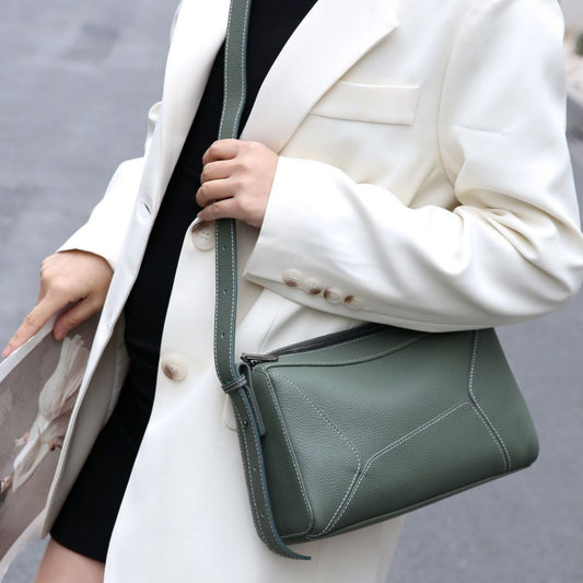 Women's Top Layer Leather Large Capacity Fashion Simple Bags