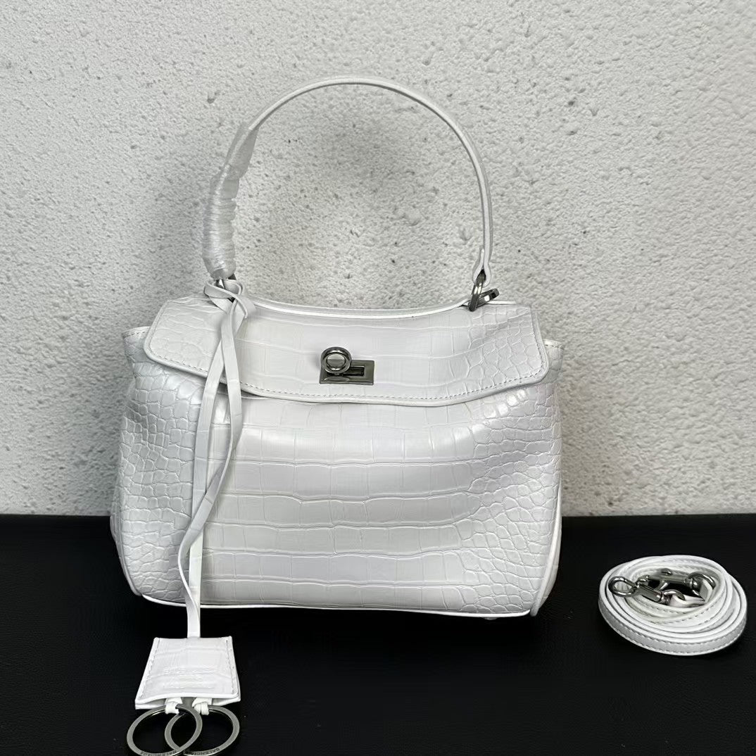 Cowhide Clutch Practical Capacity Large With Lock