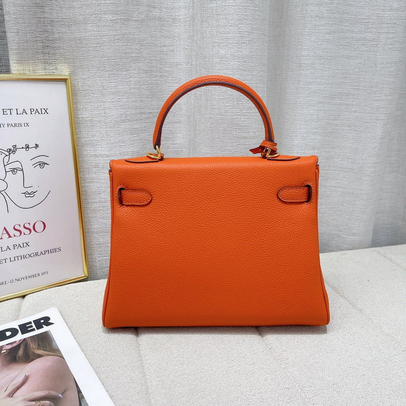 Women's Layer Cowhide Soft Leather Fine Lychee Pattern Inner Seam Handbags