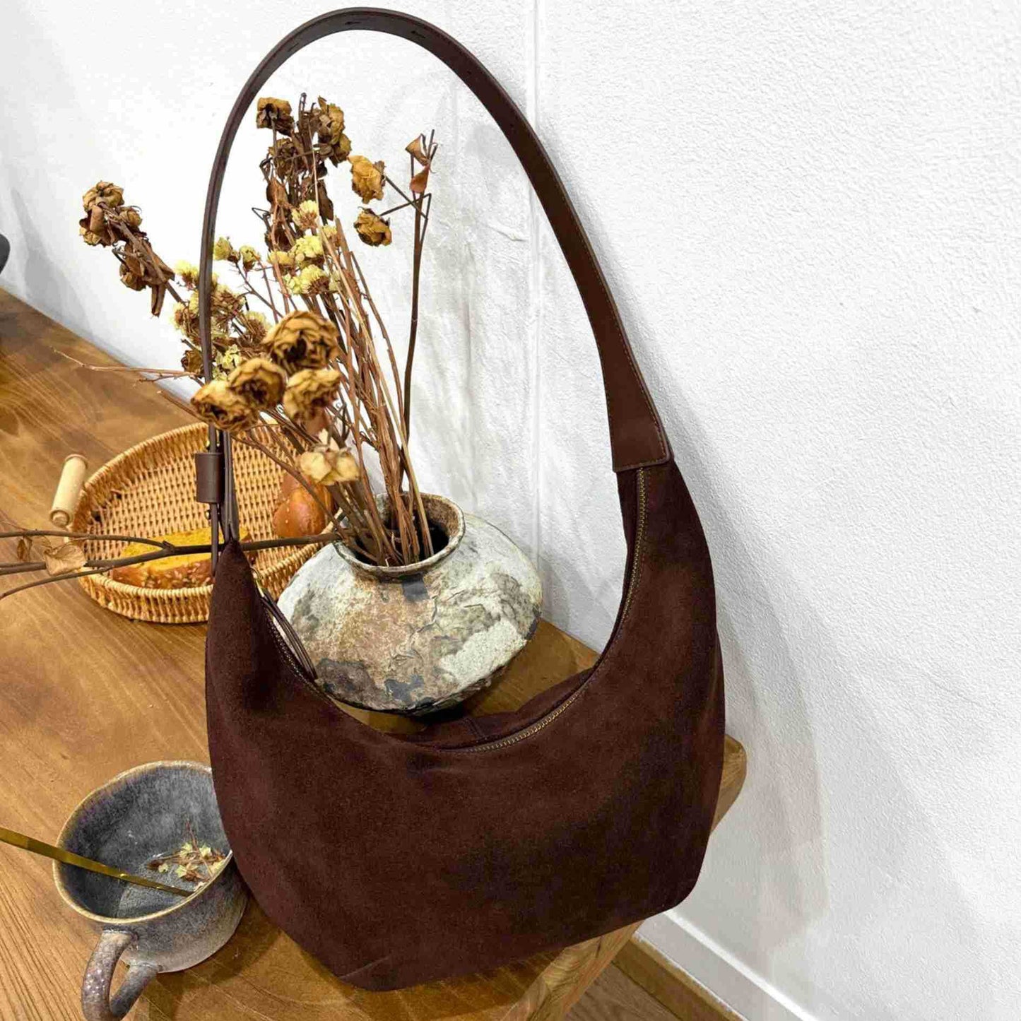 Women's Niche Retro Dumpling High-grade Large Capacity Shoulder Bags