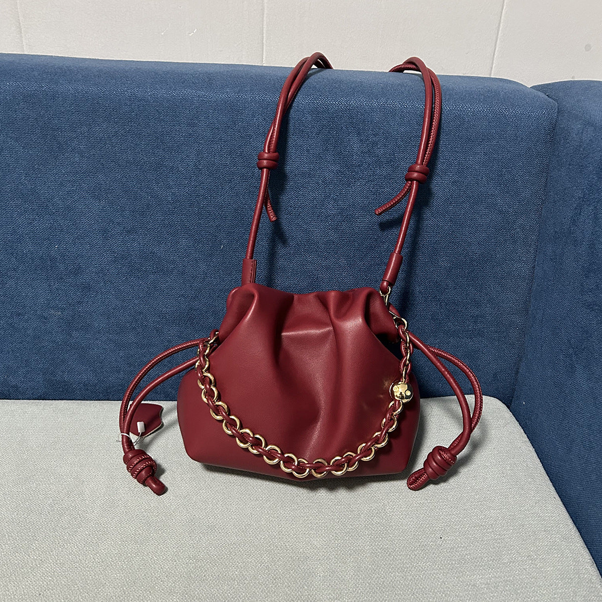 Women's Drawstring Lucky Genuine Leather Exquisite Hand Bags
