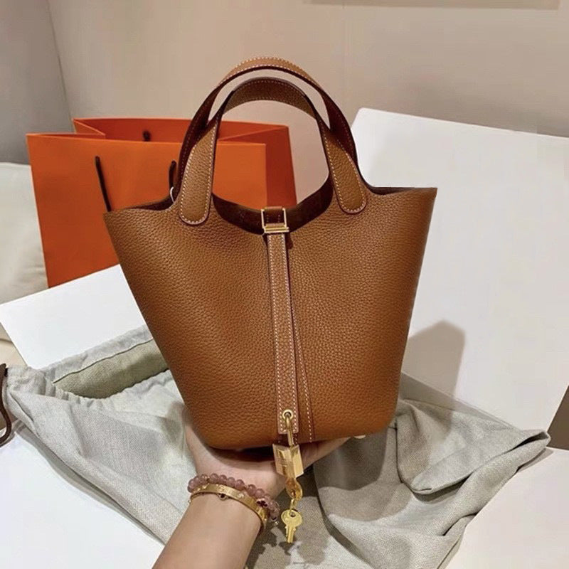 Women's Layer Cowhide Tide Versatile Large Capacity Bags