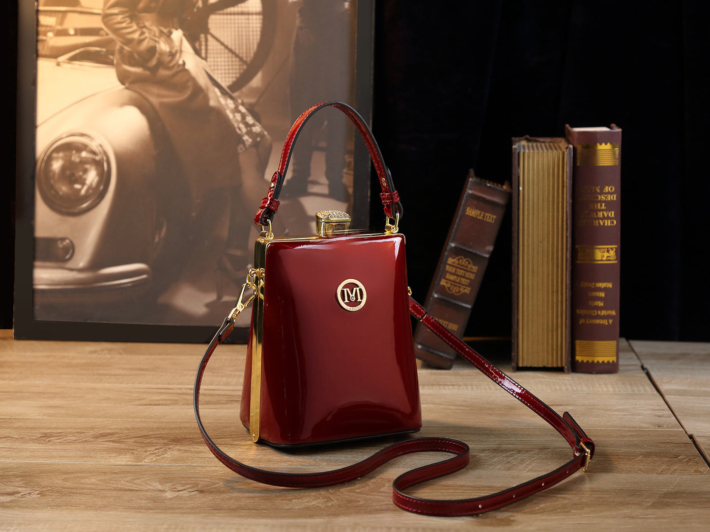 Vertical Style Mobile Patent Leather Glossy Can Crossbody Bags