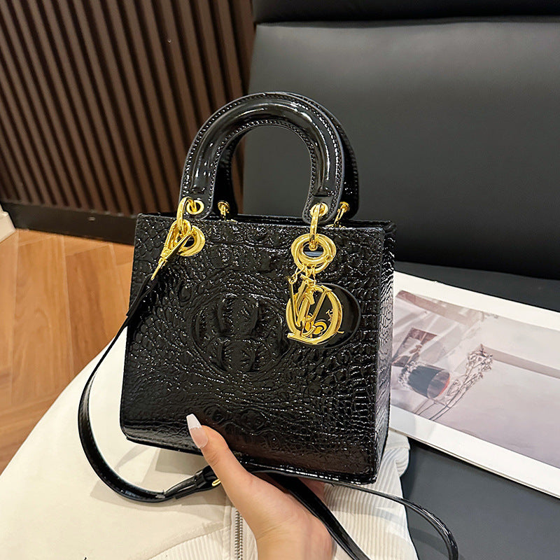 Women's Crocodile Pattern Fashion Letter Diana Bags