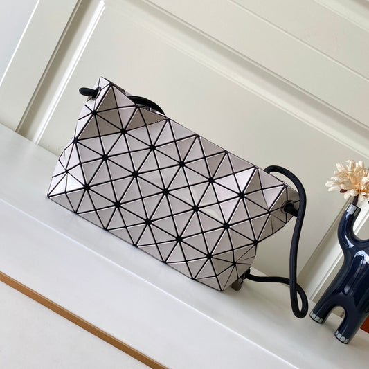 Women's Original Stitching Geometric Diamond Pattern Mobile Shoulder Bags