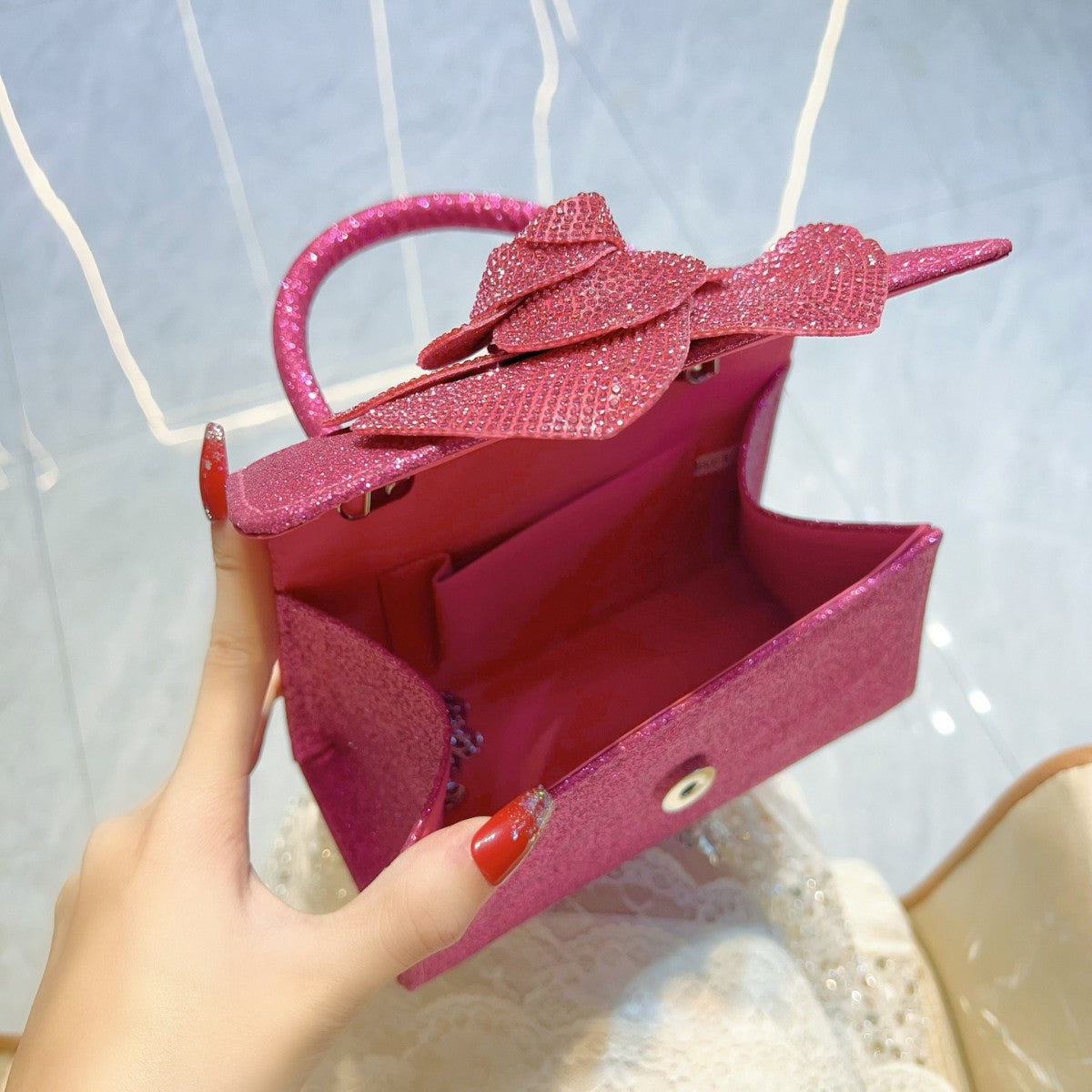 Slouchy Women's Rose Flower Chain Portable Handbags