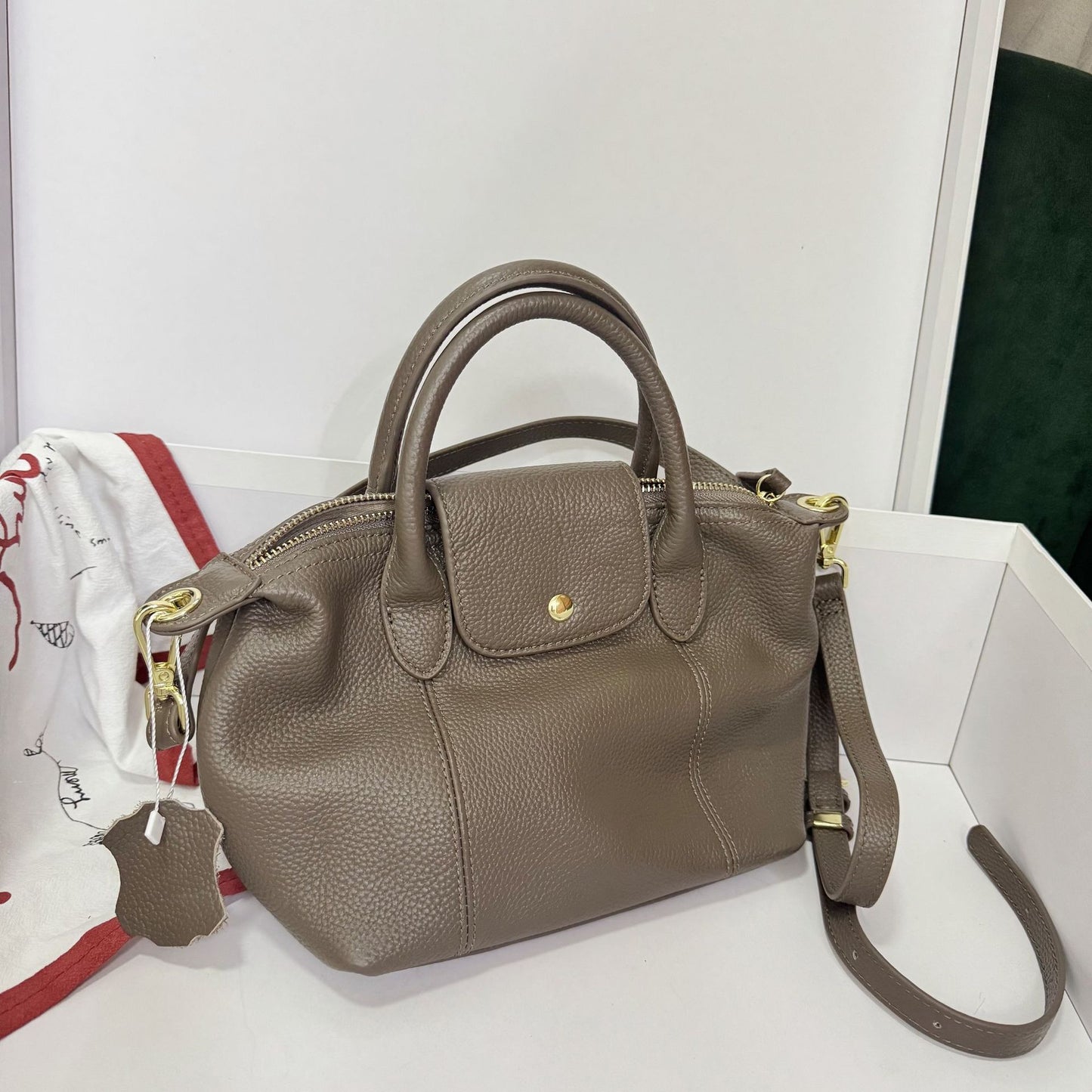 Women's Dumpling Portable Urban Simple Soft Genuine Handbags