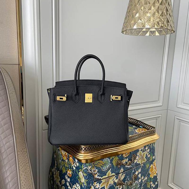 Women's Live Broadcast Large Capacity High-grade Classic Handbags