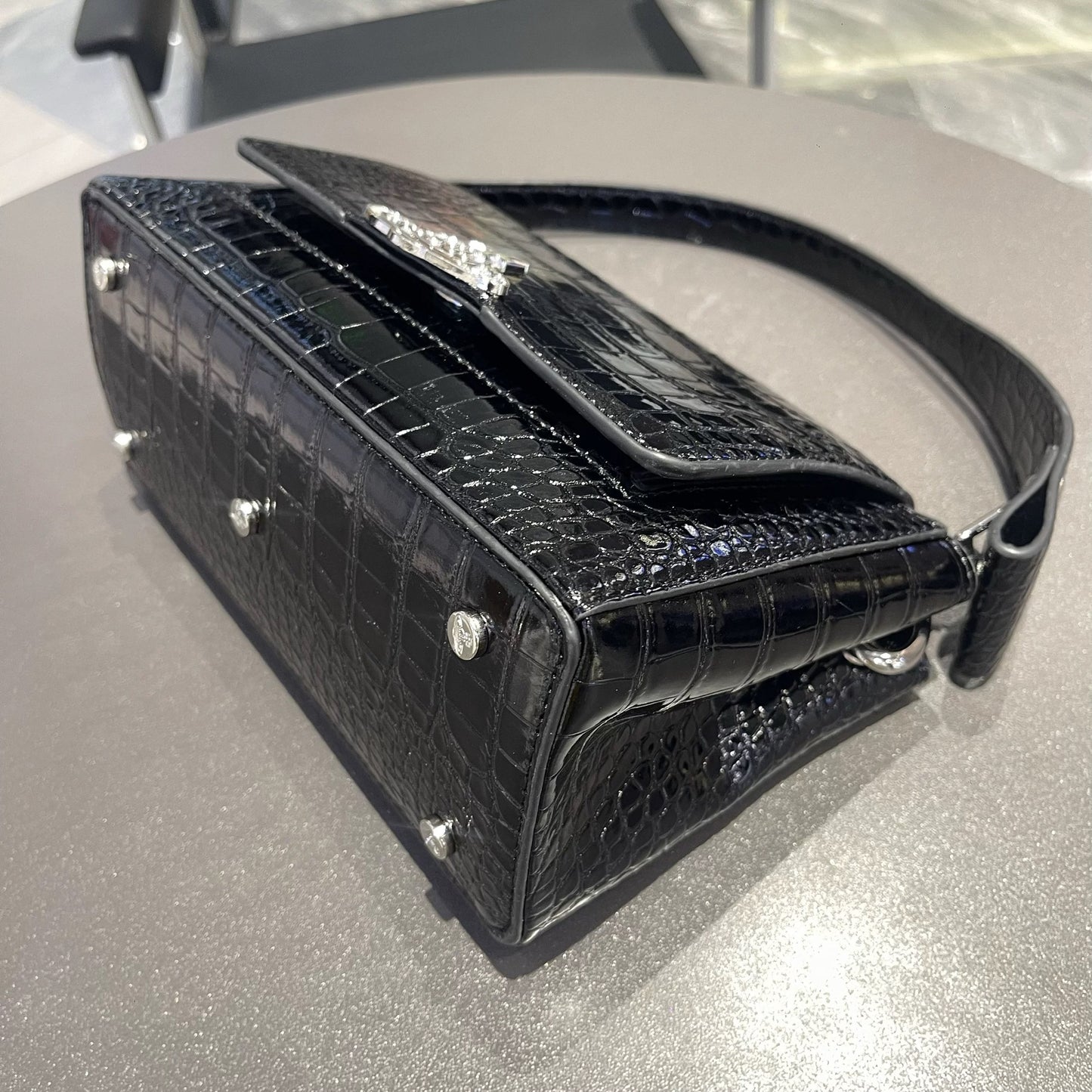 Mother's Hot Patent Leather Crocodile Pattern Baguette Crossbody Bags