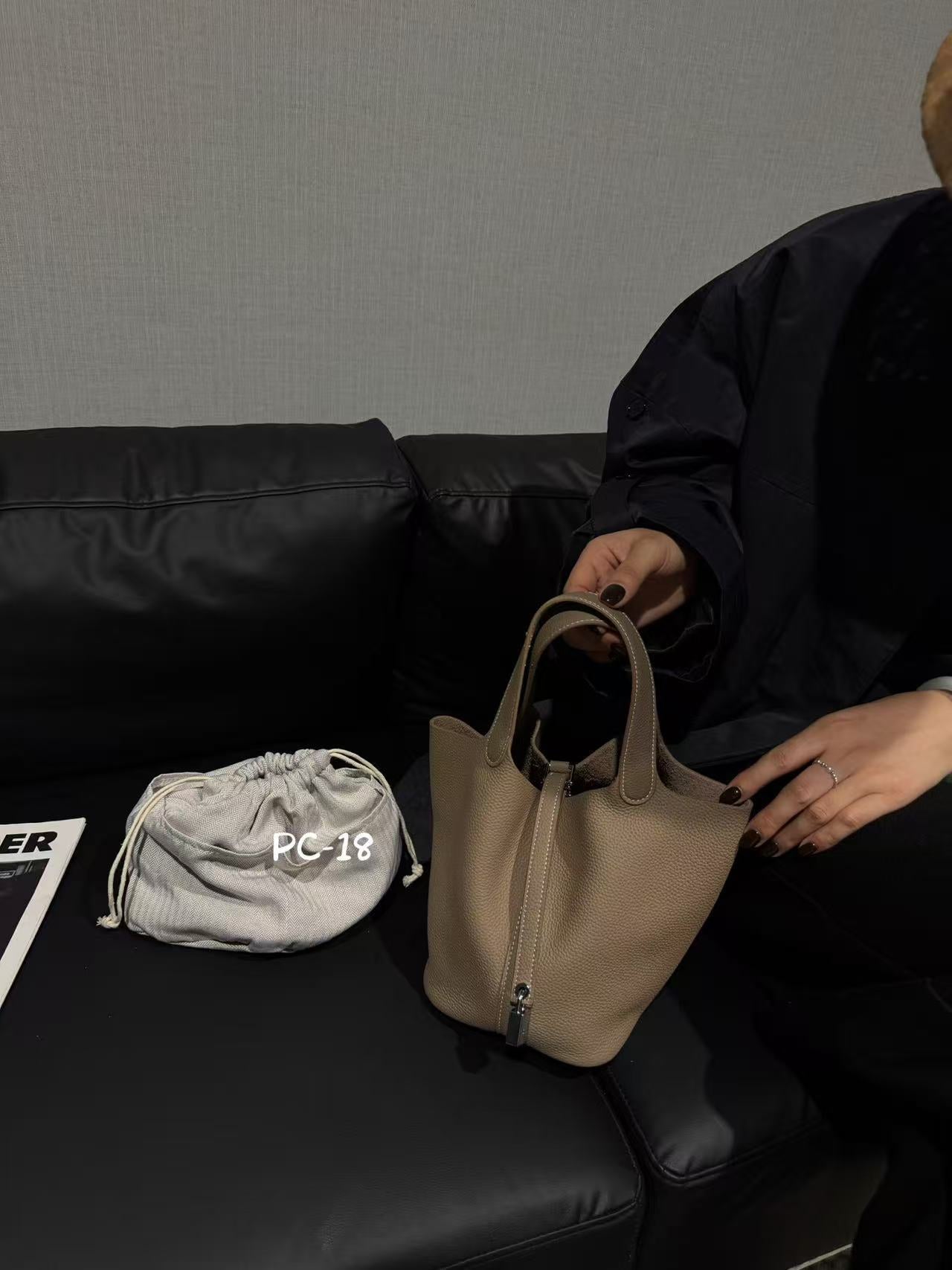 Women's First Layer Cowhide Vegetable Basket Crossbody Bags