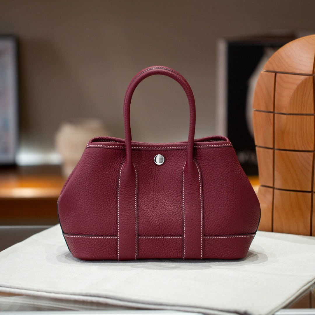 Layer Cowhide Glacier White Stainless Steel Hardware Handbags