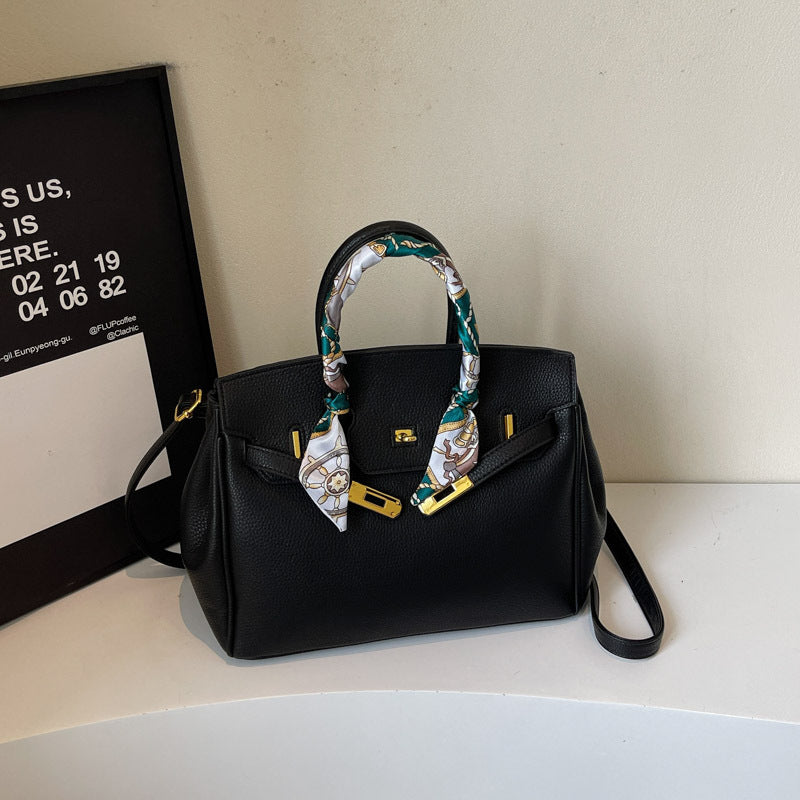 Comfortable Women's Large Capacity Fashionable High-grade Handbags