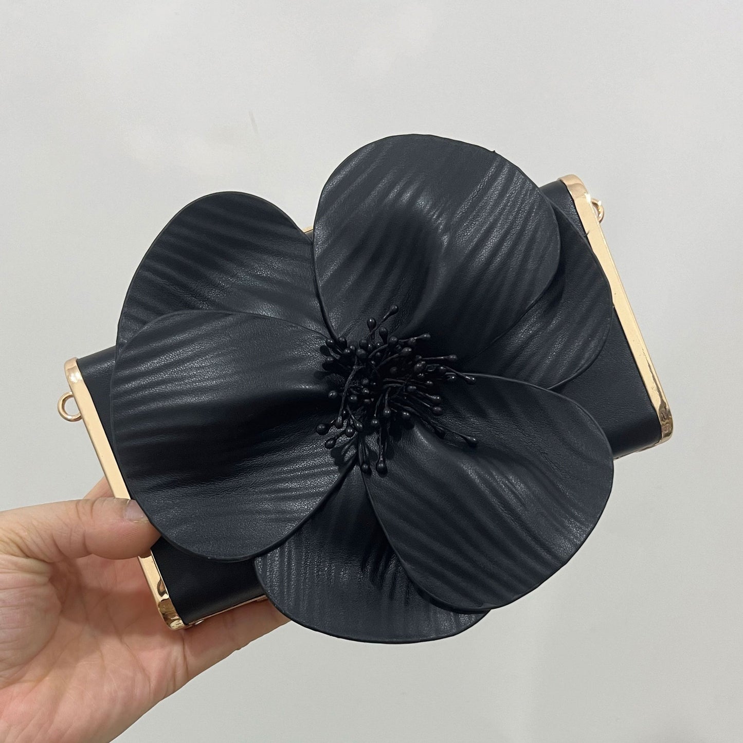 Women's French Style Petal Flower Box Single Chain Crossbody Bags