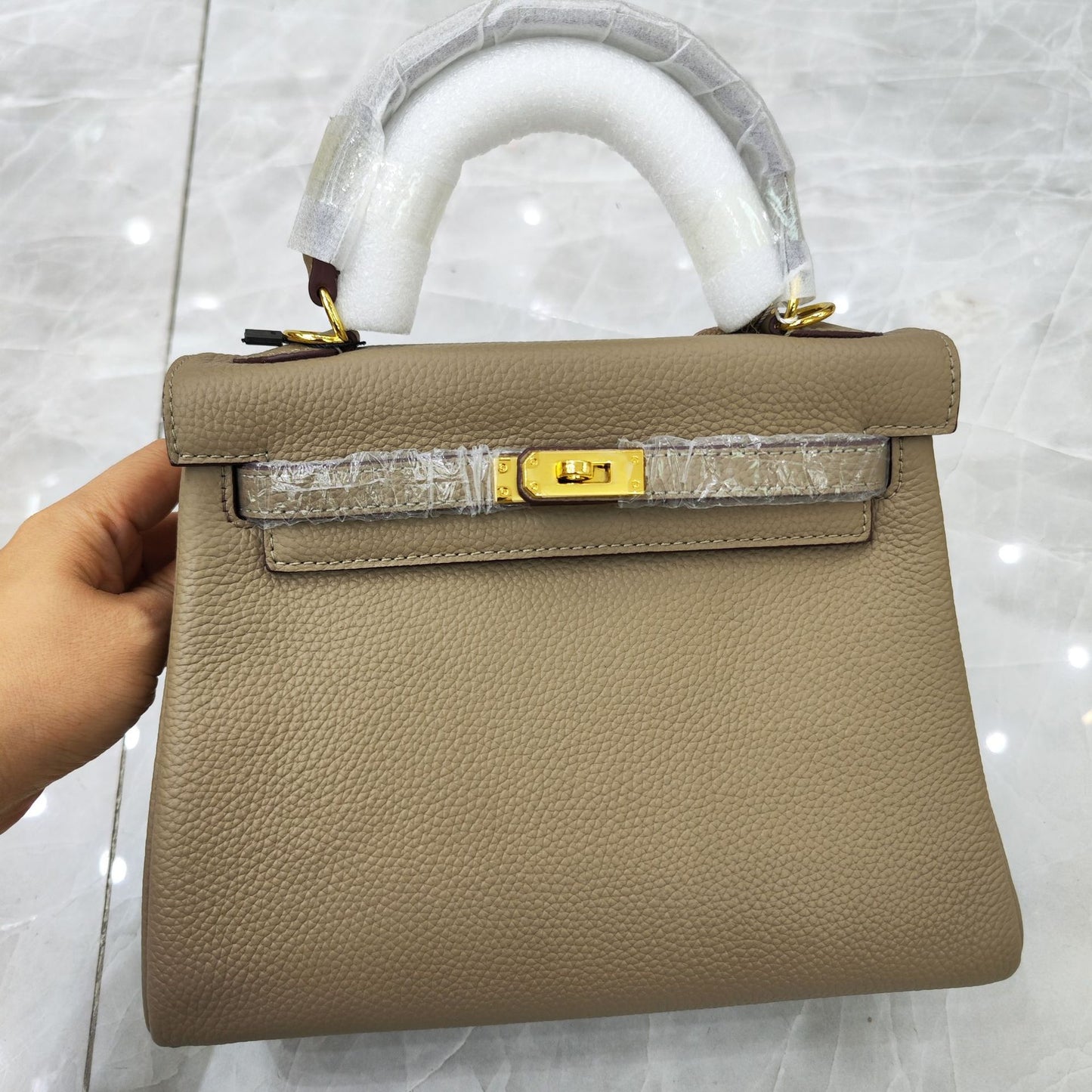 Women's First Layer Cowhide Lychee Pattern Kelly Shoulder Bags