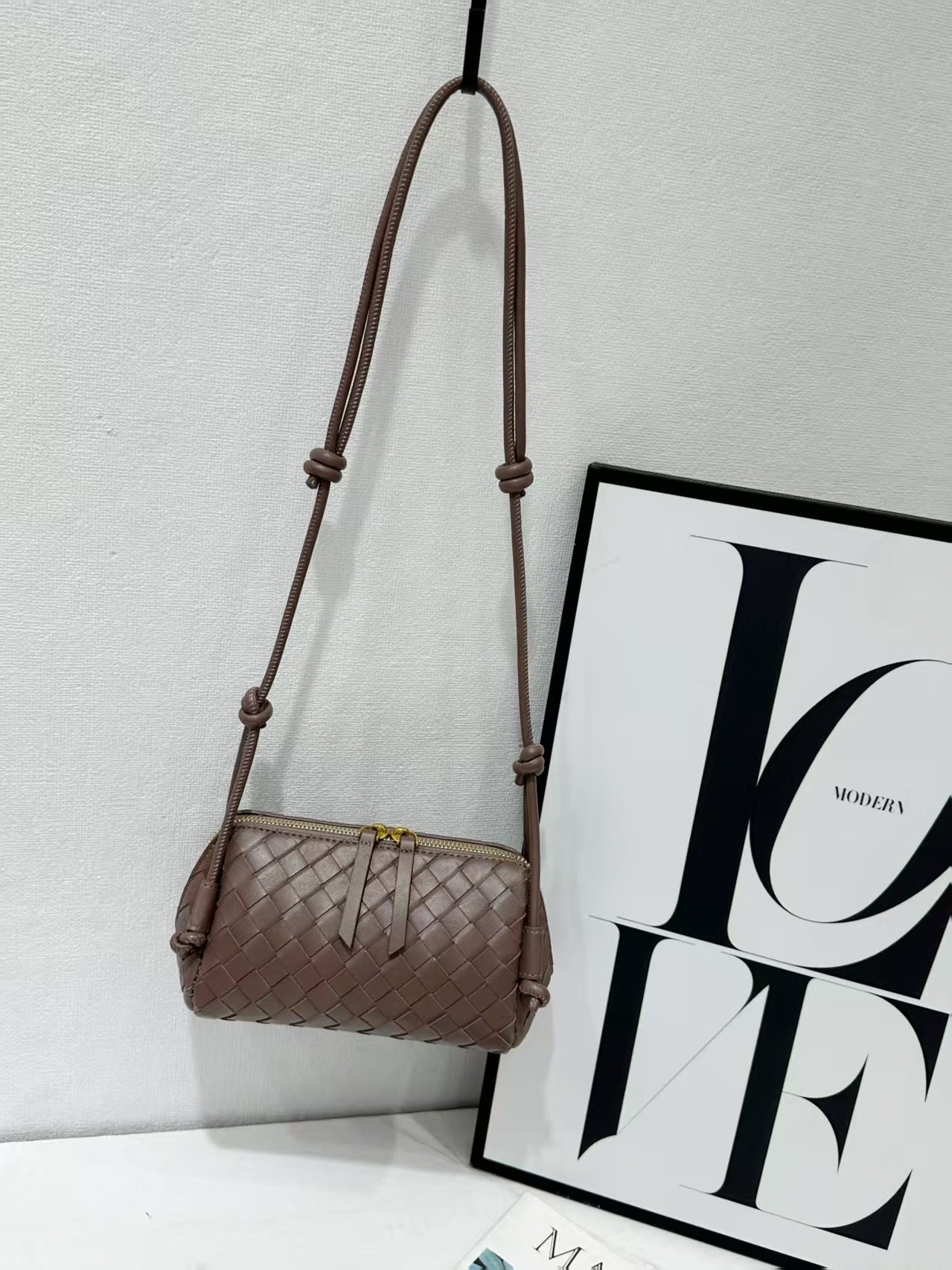 Women's Handmade Cowhide Woven Underarm Fashion Bags