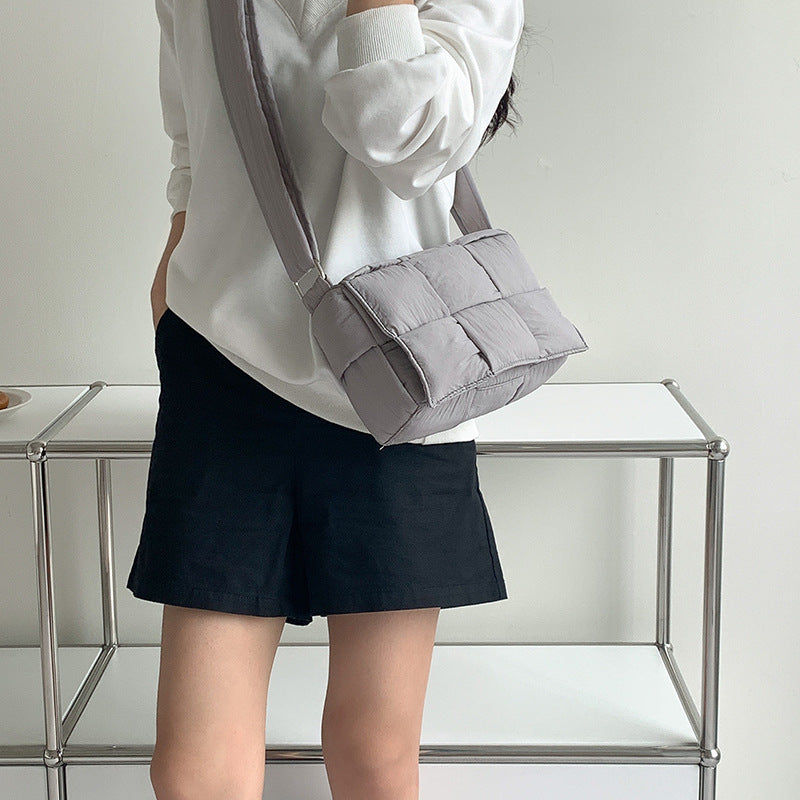 Women's Niche Woven Pillow High-grade Versatile Tofu Crossbody Bags