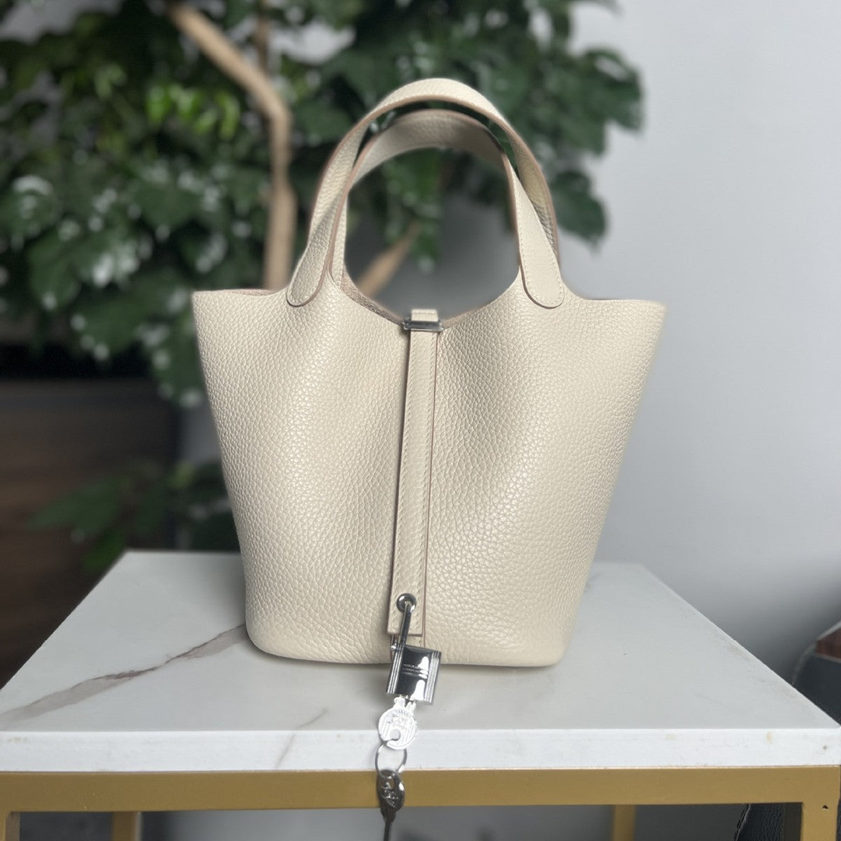 Women's Vegetable Basket Imported Leather Genuine Cattlehide Surface Handbags