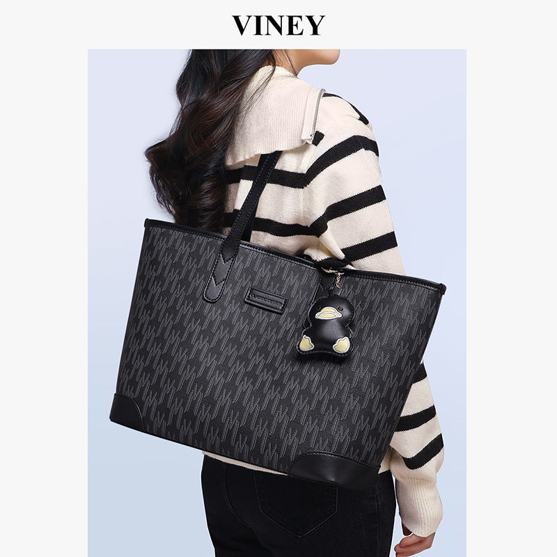 Women's Soft Leather Duck Large Capacity Class Shoulder Bags