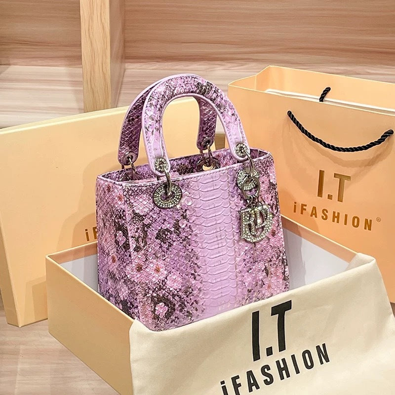 Snake Pattern Retro Diana Female Niche Fashion Crossbody Bags