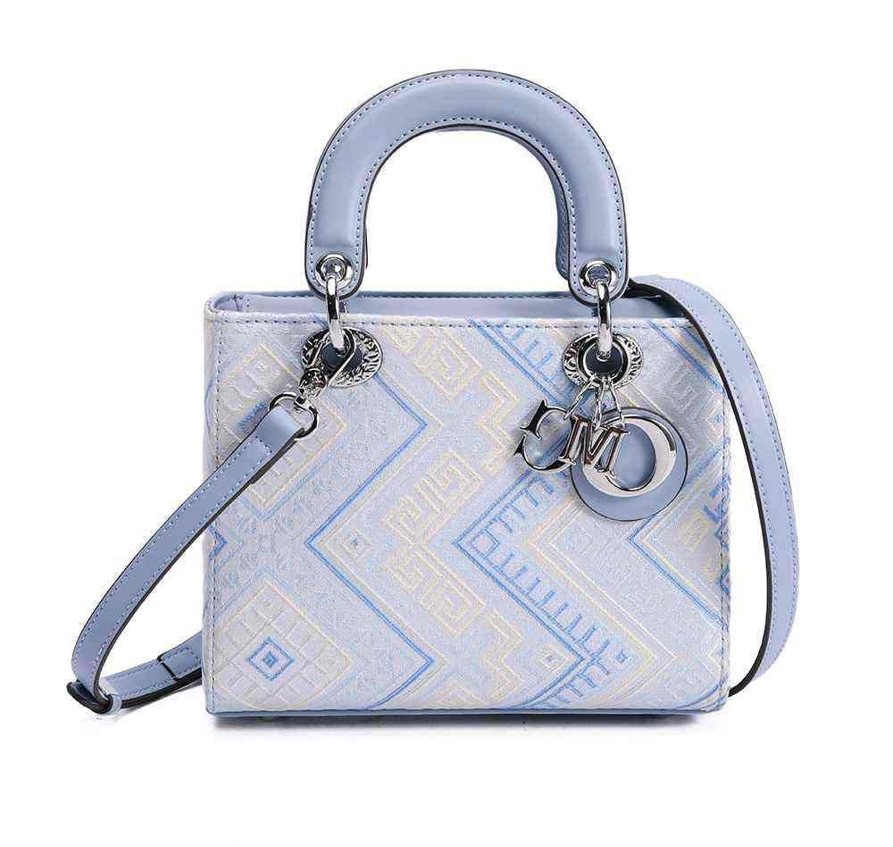 Women's Texture Diana Large Capacity Elegant Plum Handbags