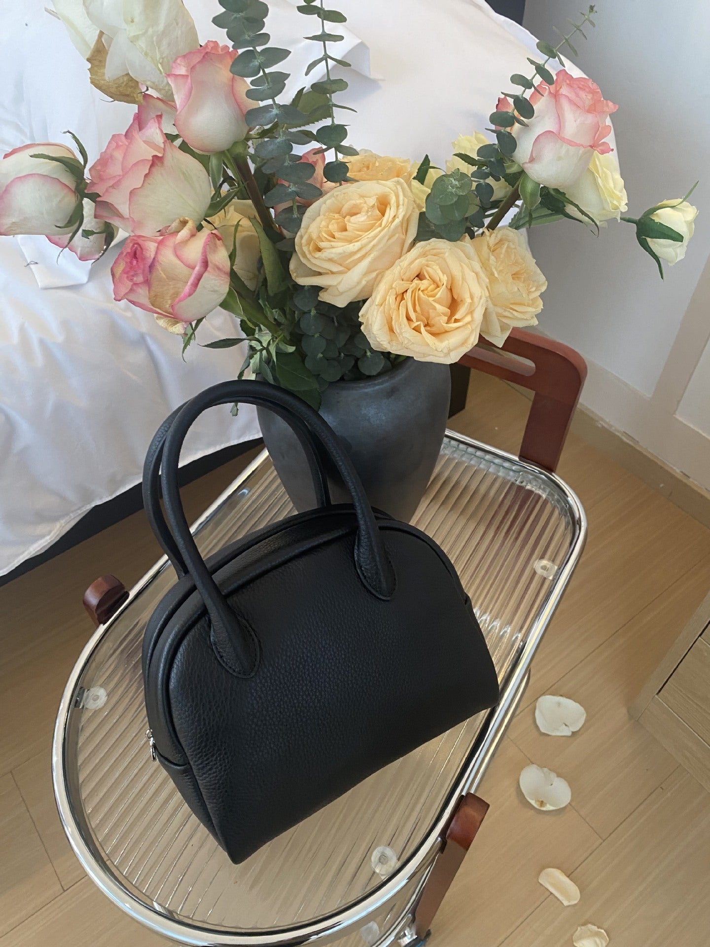 Women's Top Layer Leather Boston Black One Portable Handbags