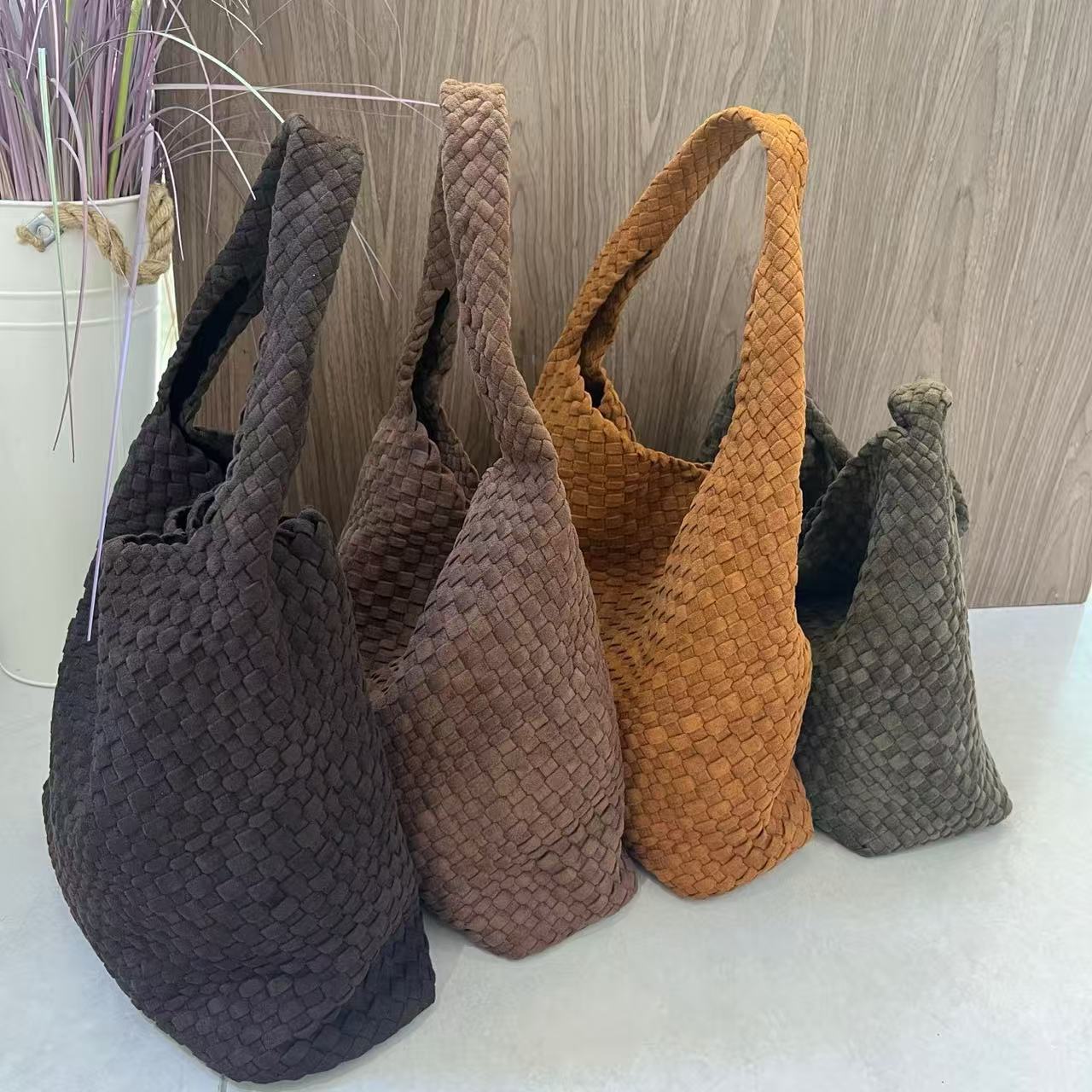 Women's High-grade Frosted Woven Fashionable Basket Shoulder Bags