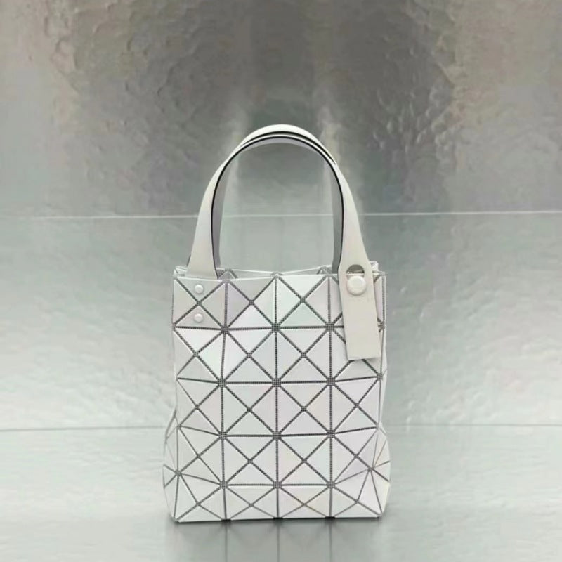 Women's Limited Rhombus Stylish Lightweight Portable Large Shoulder Bags