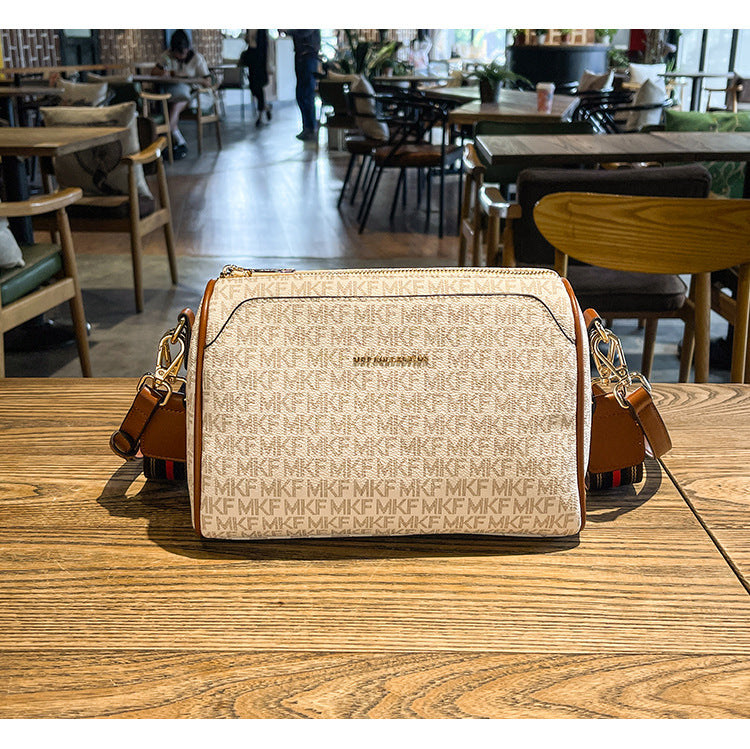 Women's Retro Fashion Easy Matching Pillow Large Crossbody Bags