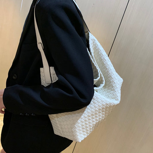 Durable High Sense Knitted Female Home Shoulder Bags