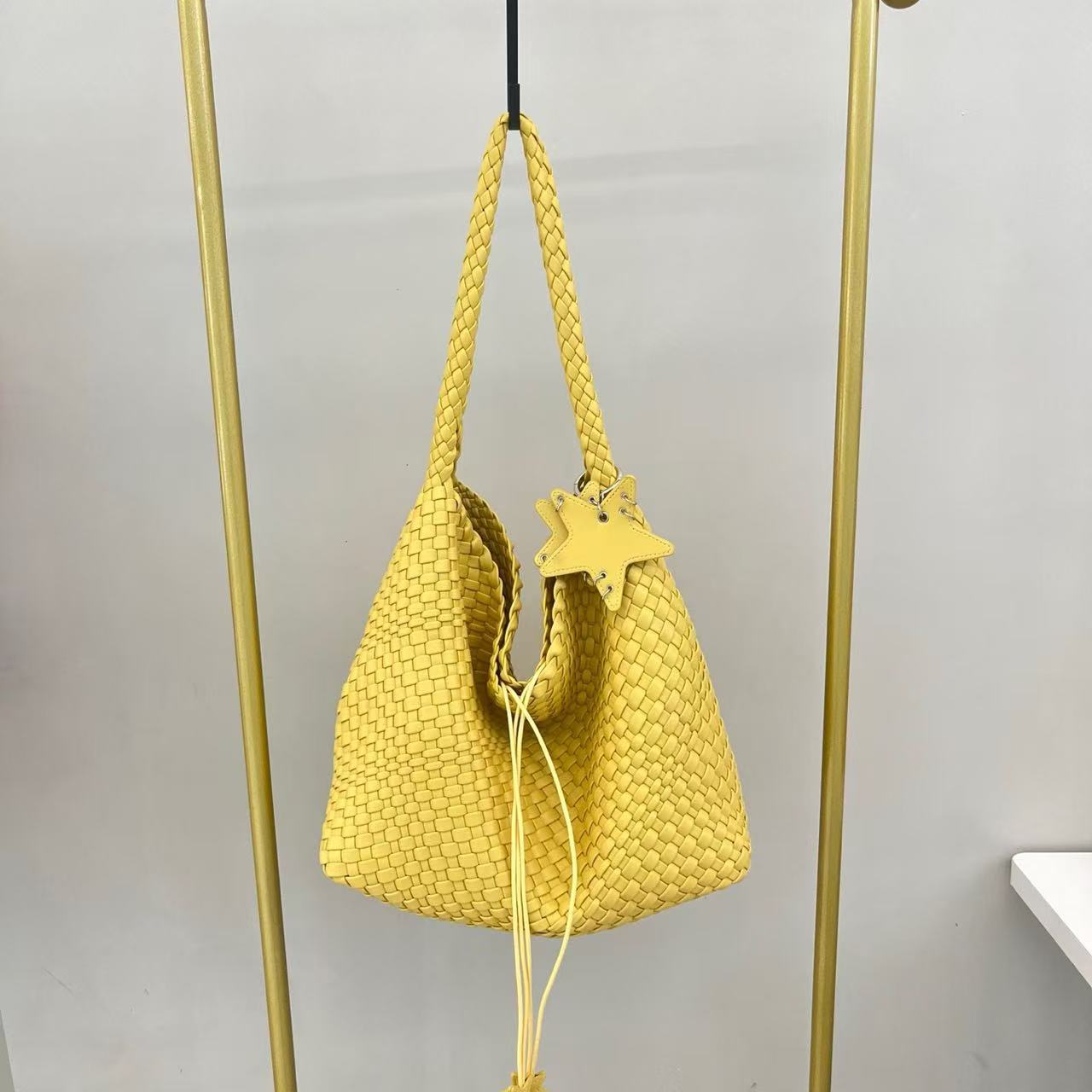 Design Hand-woven Large Capacity Totes Style Bags