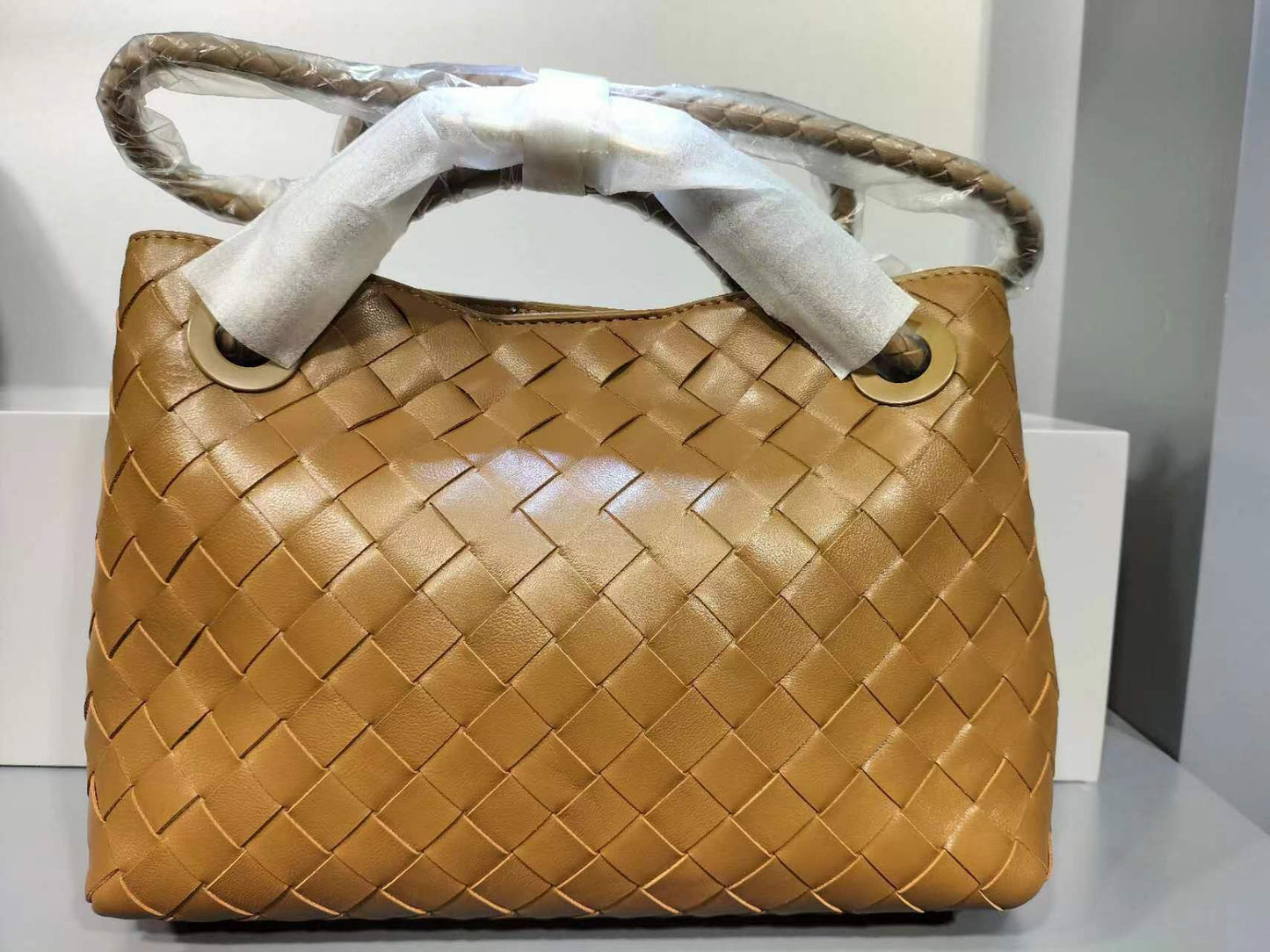 Durable Versatile Pretty Authentic Leather Weave Shoulder Bags
