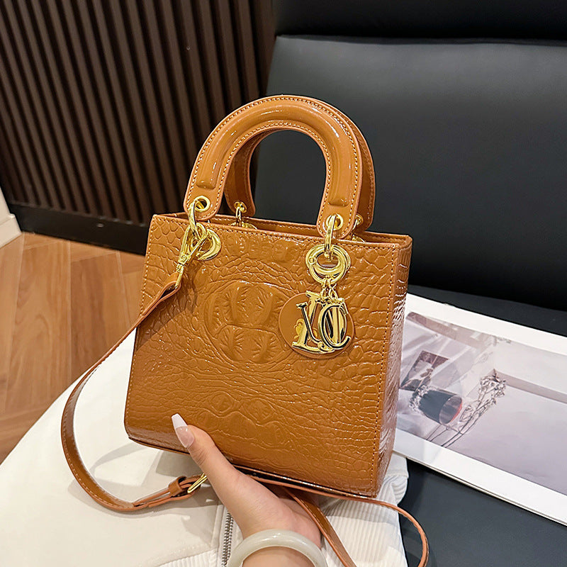 Women's Crocodile Pattern Fashion Letter Diana Bags