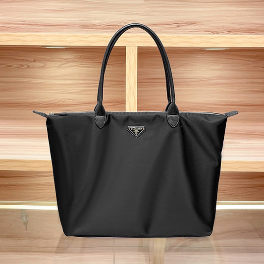 Glamorous Imported Nylon Cloth With Leather Handbags