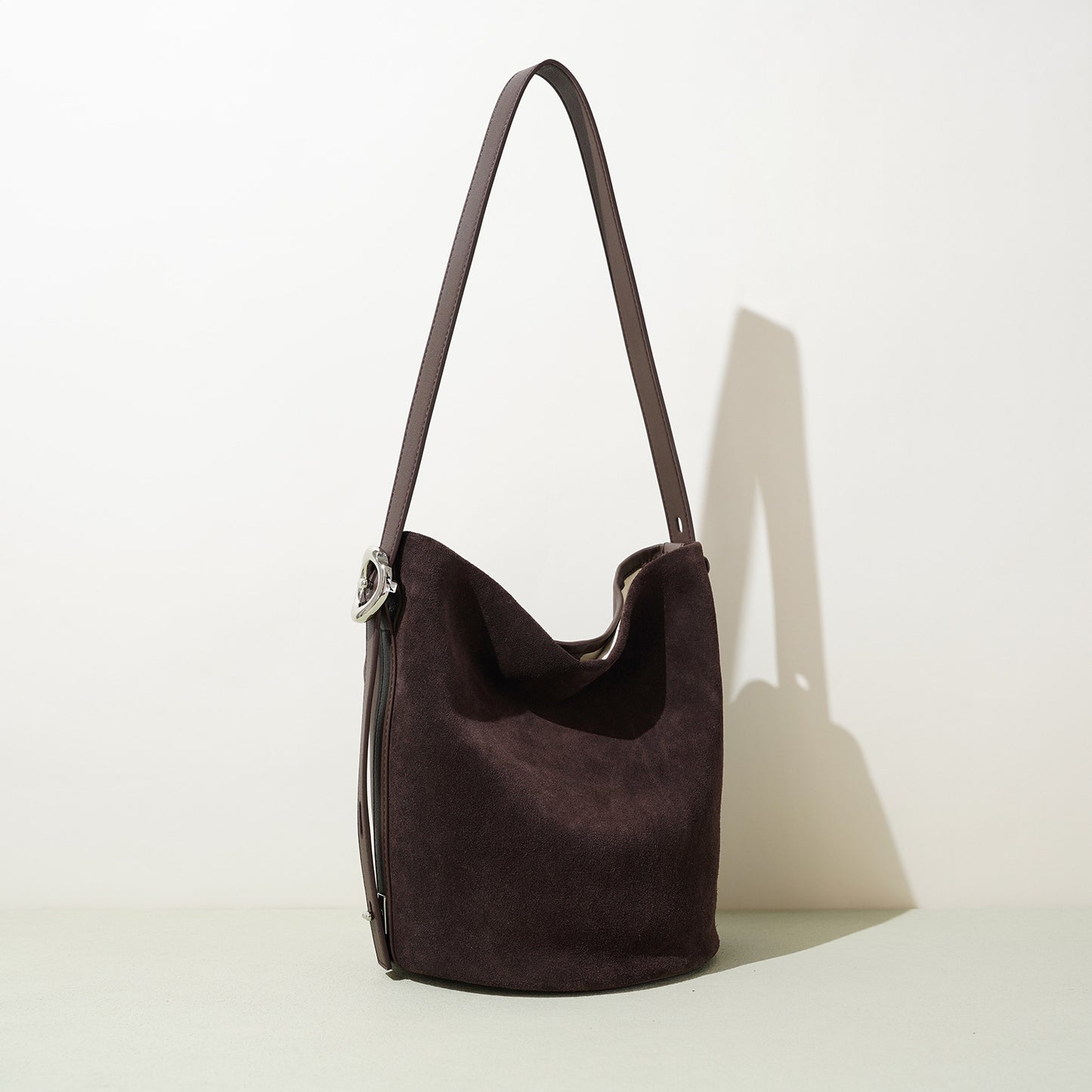 Women's Textured Large Capacity Autumn Versatile Retro Handbags