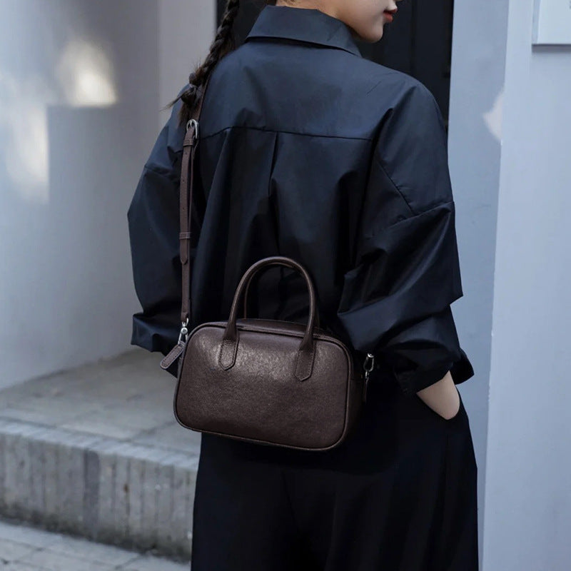 Women's Tanned Leather Cowhide Boston Bowling Retro Black Commuter Handbags