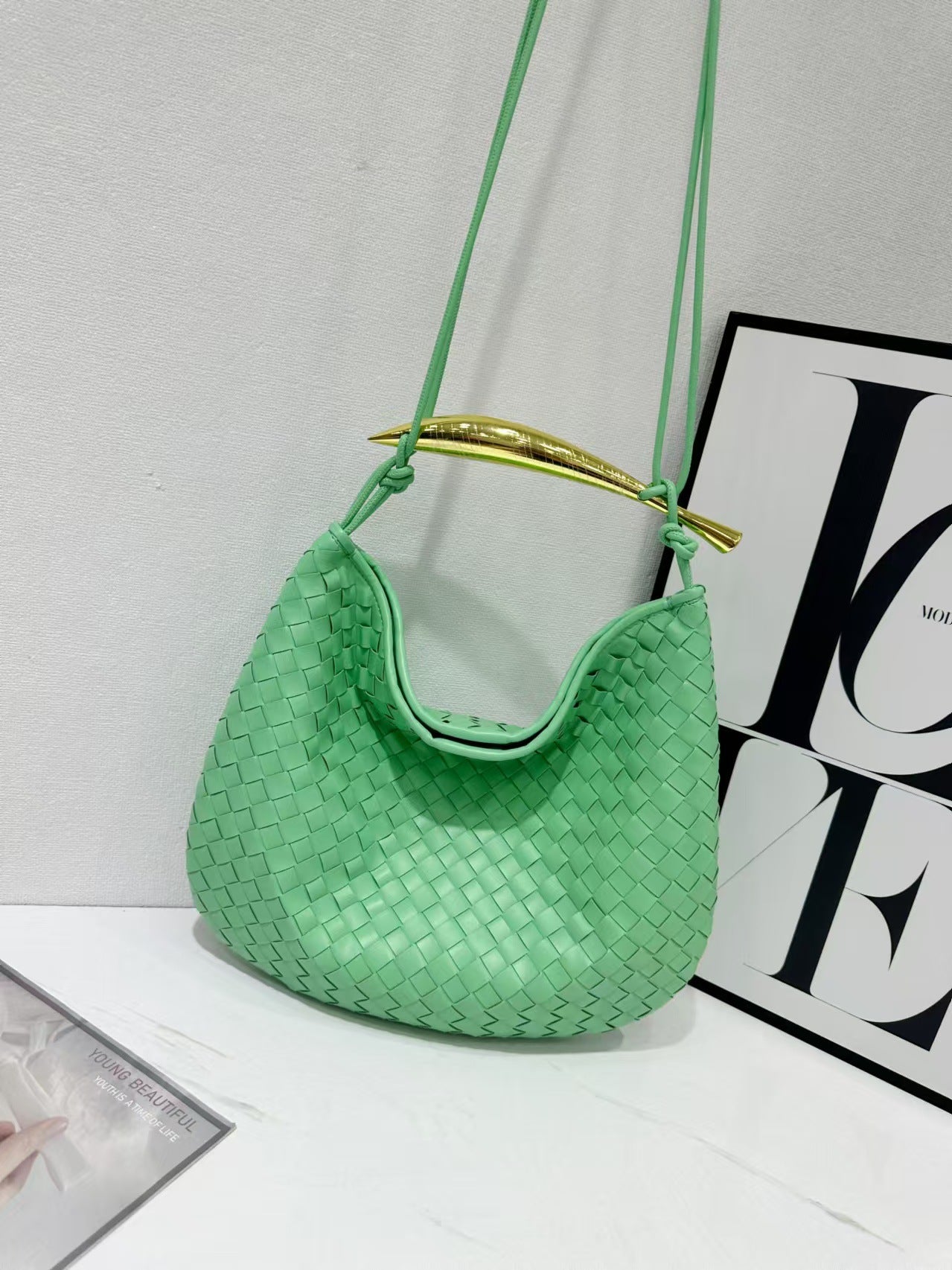 Slouchy Stylish Woven Vintage Metal Elegant Handbags