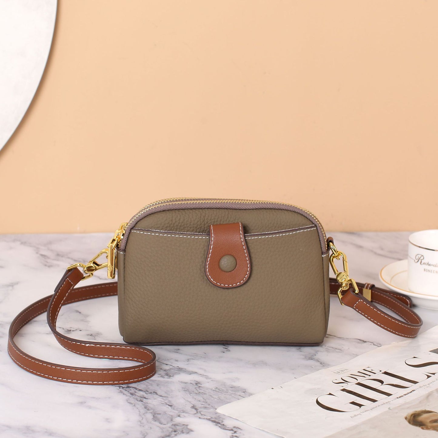 Women's Genuine Leather Fashion First Layer Cowhide Crossbody Bags