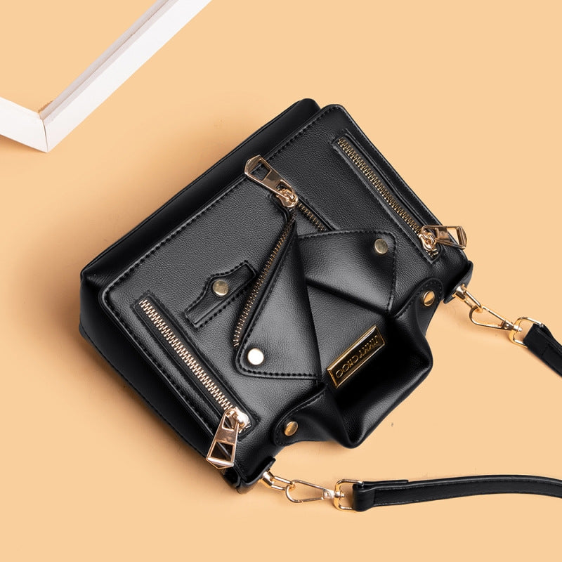 Women's Individual Clothes Fashion Rivet Minority Shoulder Bags