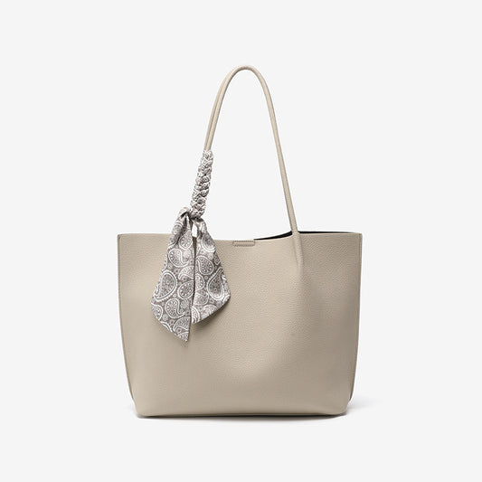 Women's Underarm Niche High-grade Large Capacity Class Shoulder Bags
