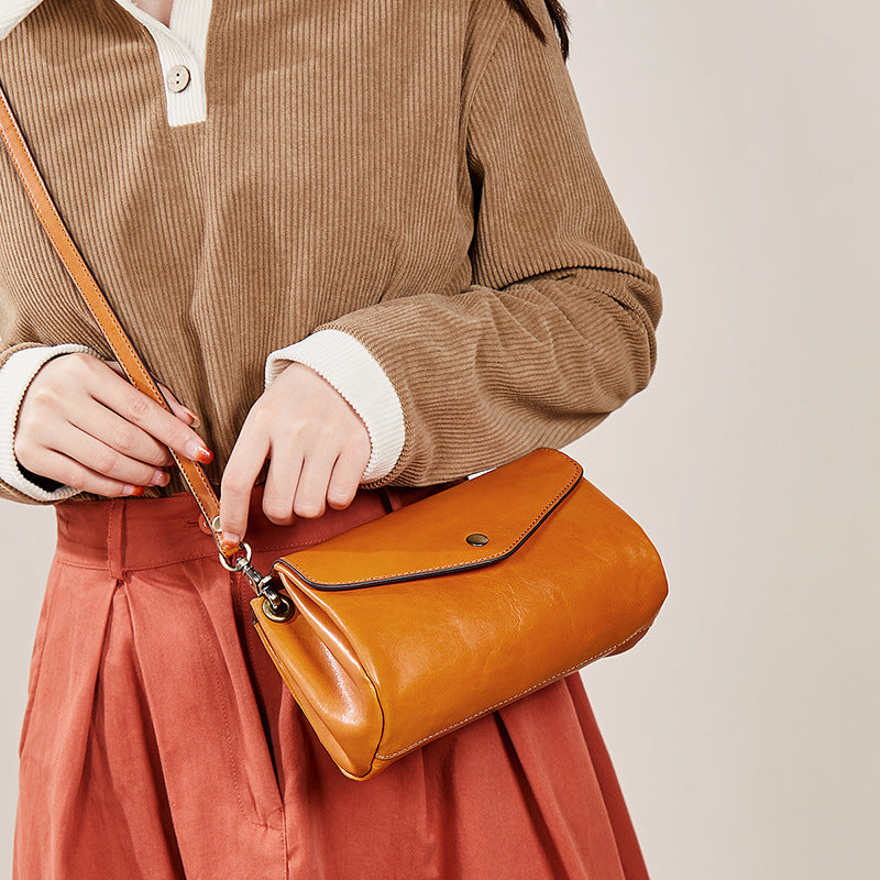 Women's Summer High-grade First Layer Cowhide Handmade Capacity Shoulder Bags
