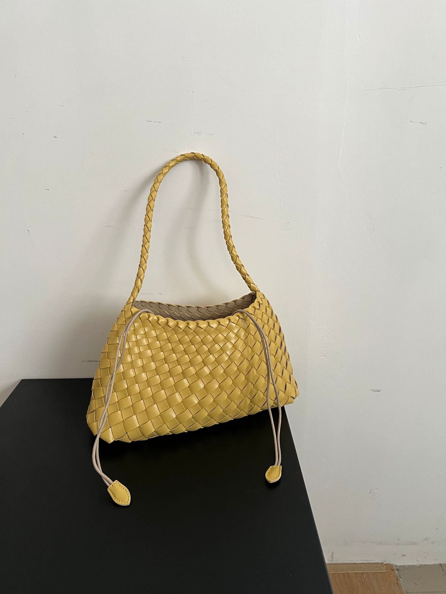 Women's Underarm High-grade Versatile Retro Portable One Shoulder Bags