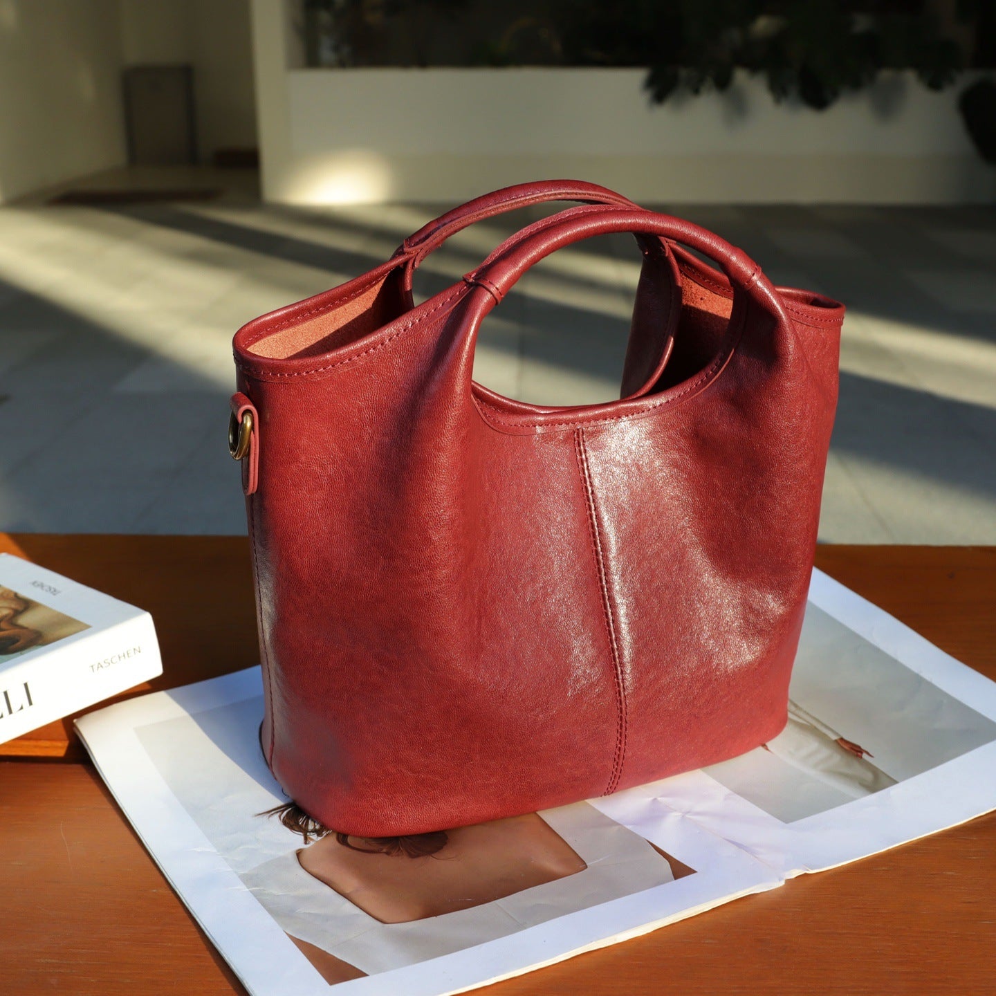 Women's Layer Vegetable Tanning Leather Retro Handbags