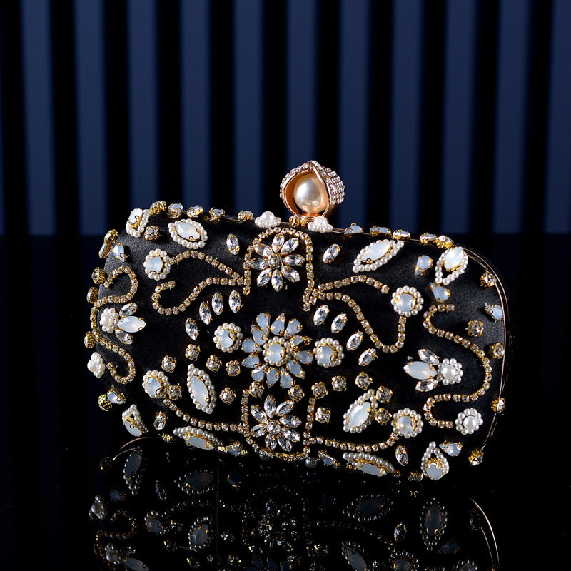 Women's Retro Diamonds Handmade Beaded Banquet Clutch Dress Bags
