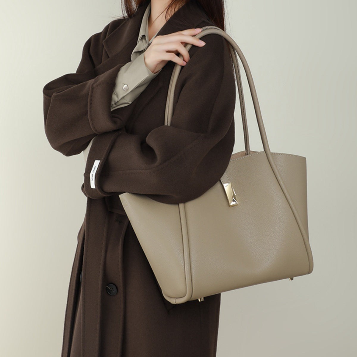 Women's Commuter Large Capacity High Sense Summer Genuine Shoulder Bags