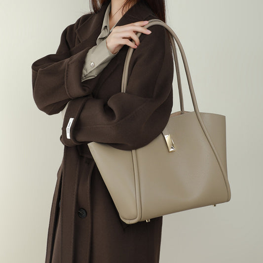 Women's Commuter Large Capacity High Sense Summer Genuine Shoulder Bags