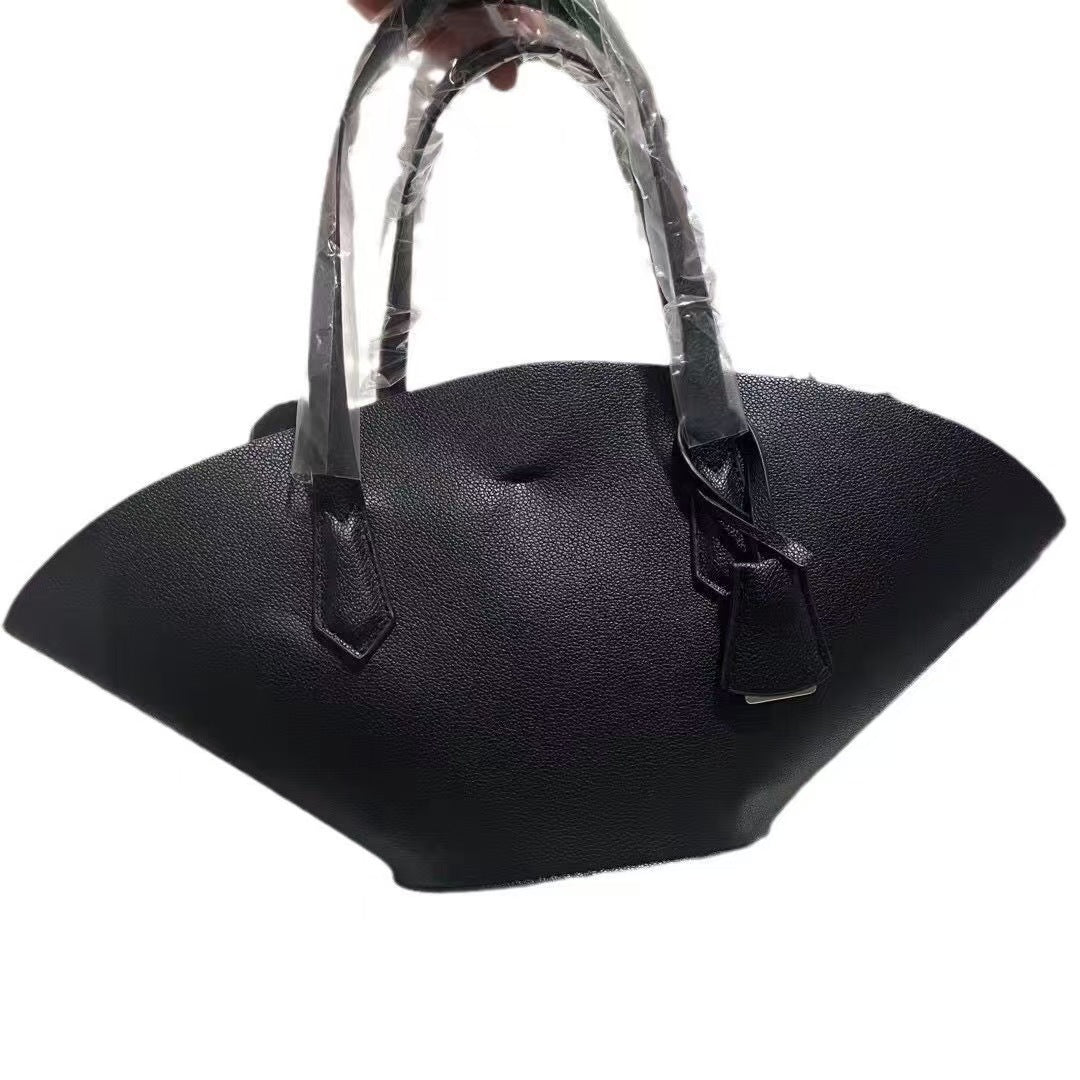 Beautiful Comfortable Commuter Portable Mother Retro Tote Bags